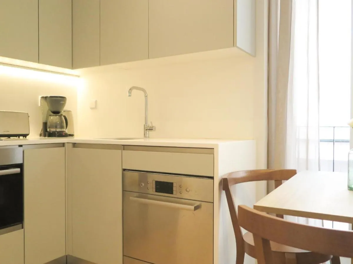 Chiado Modern Apt With Ac Elevator Green Terrace Lisboa Apartmán